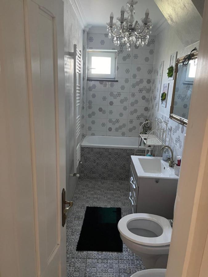 Tamara'S Place Râmnicu Vâlcea Eksteriør bilde